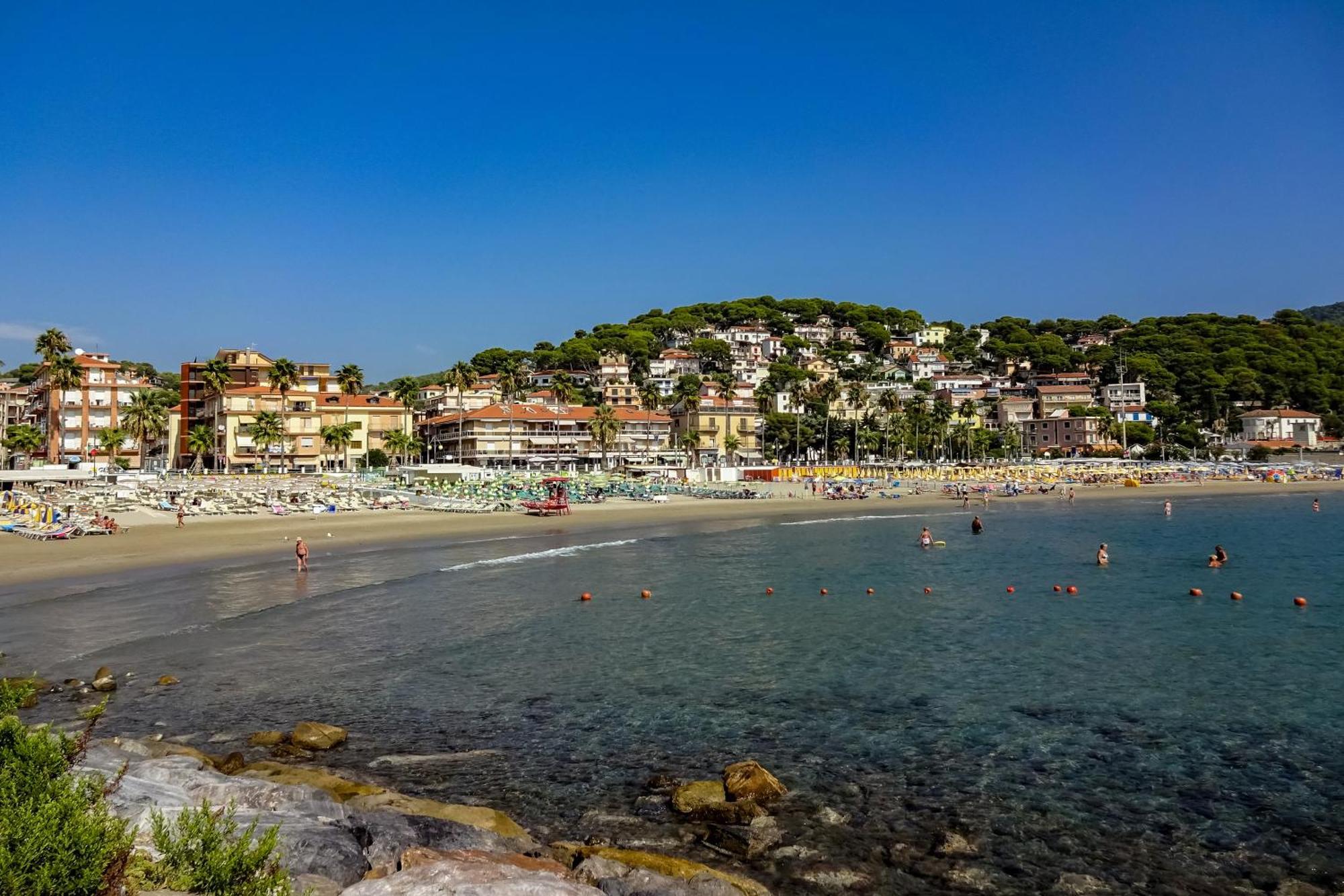 Laigueglia Beach - Happy Rentals ภายนอก รูปภาพ