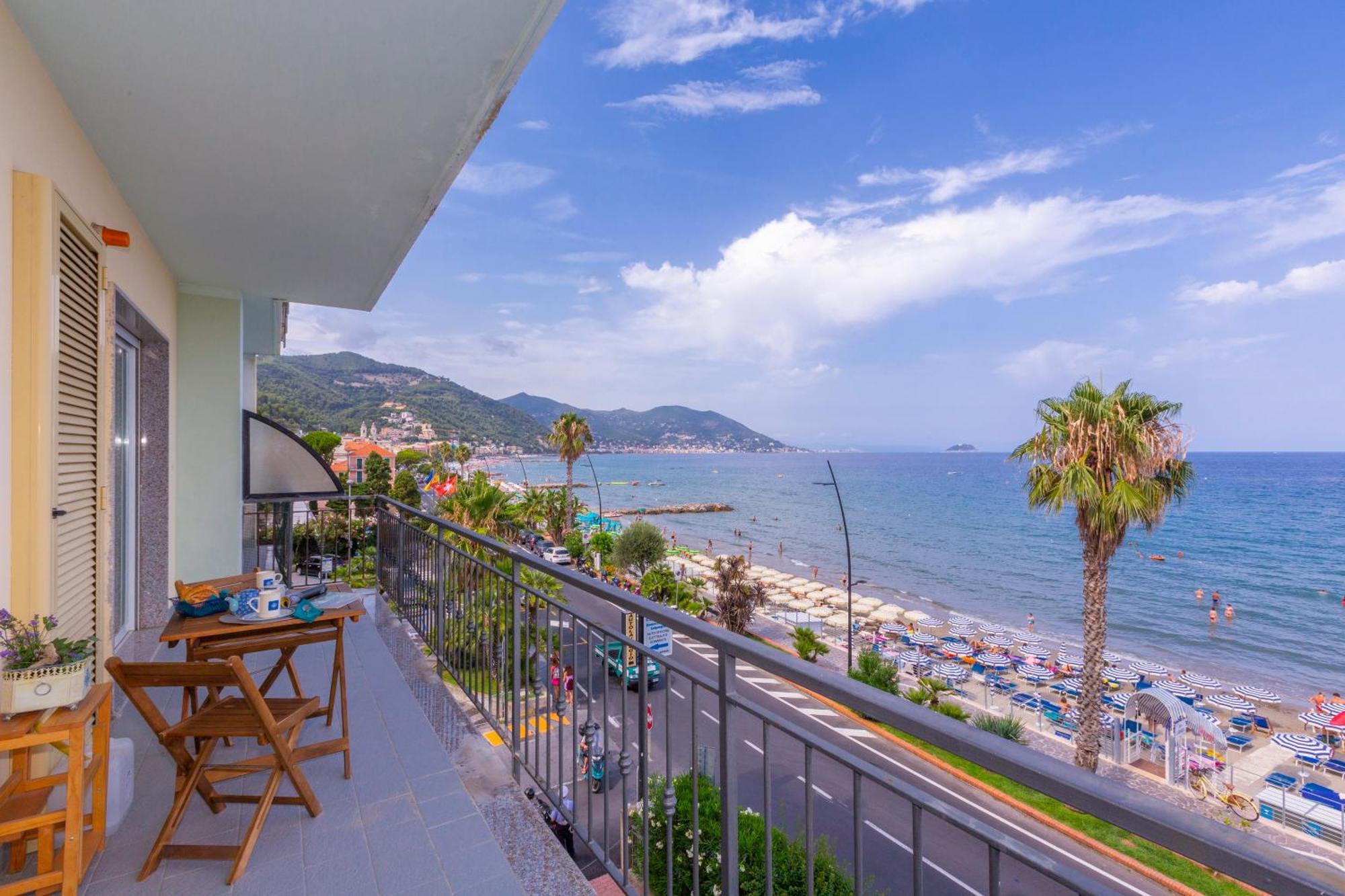 Laigueglia Beach - Happy Rentals ภายนอก รูปภาพ