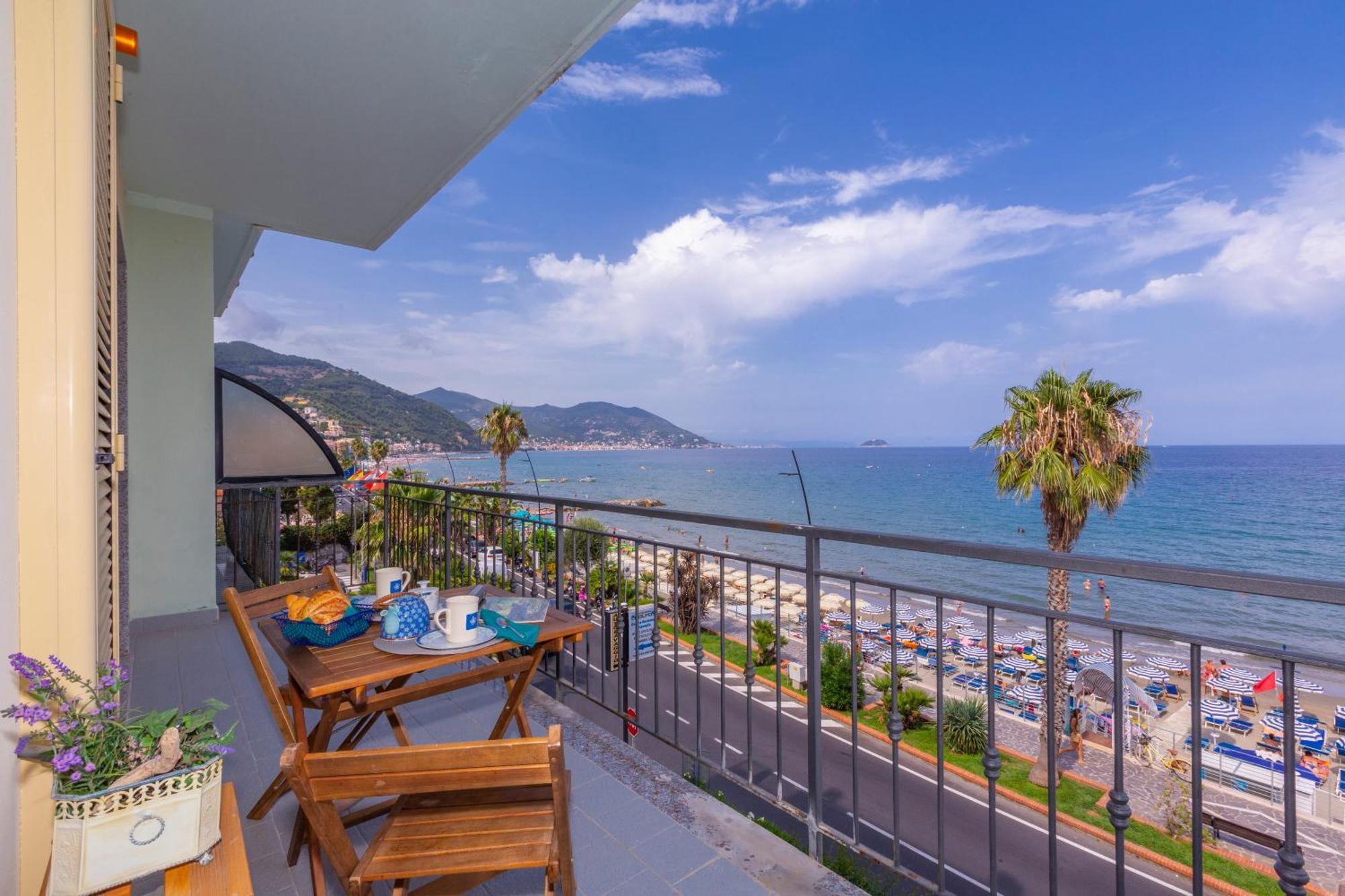 Laigueglia Beach - Happy Rentals ภายนอก รูปภาพ